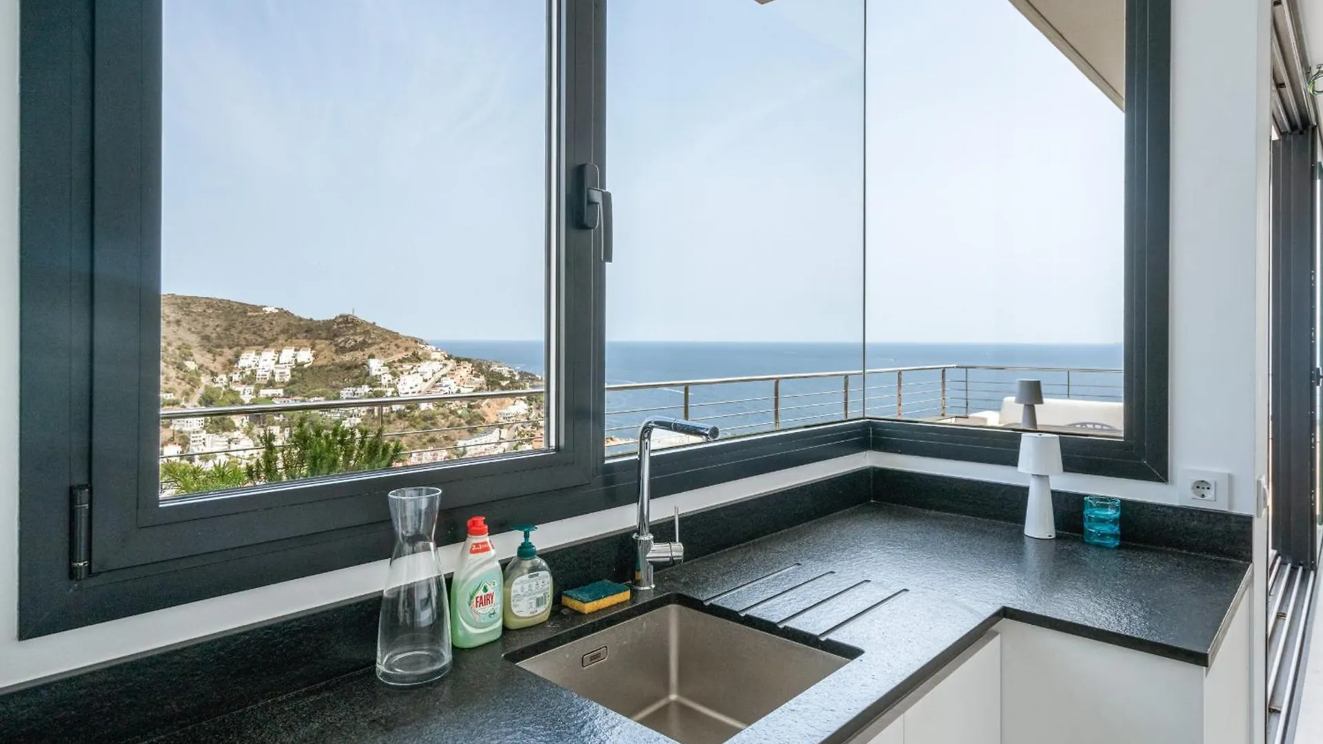 Welcs Villa 083 Emp Con Piscina Infinita Ρόζες